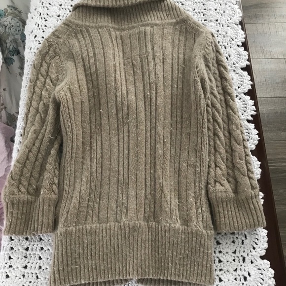 American eagle sweater - Picture 2 of 3